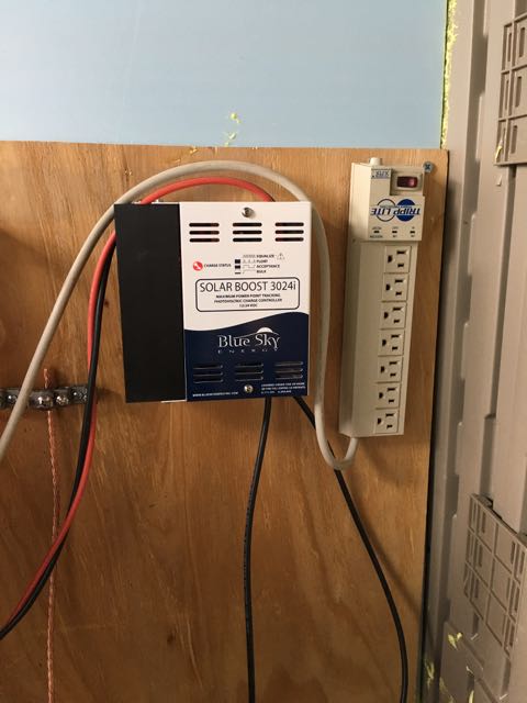 Charge controller running and charging the batteries!