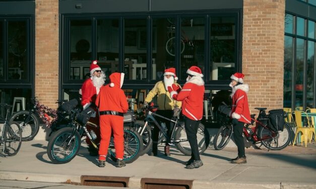 Santa Critical Mass Rampage